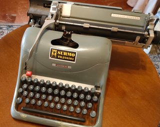 Máquina de escribir Hispano Olivetti Lexicon 80