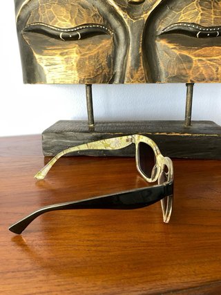Gafas de sol, marca francesa  “Promod”.