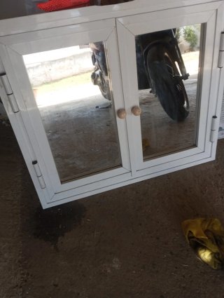 Marco de ventana de aluminio blanco. 70x60