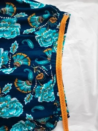 Pantalones pantaloni ampi fantasia floreale