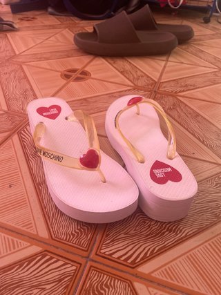 Sandalias Love Moschino Corazón Rojo