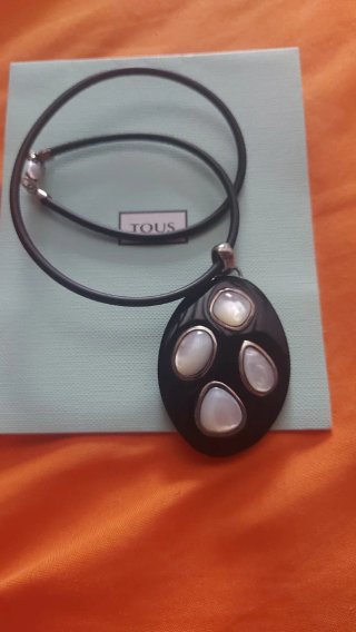 Collar Tous Negro nacar y Plata