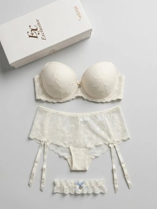Conjunto sujetador novia Selene encaje