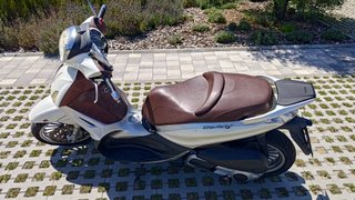 motocicleta piaggio beverly 300i