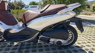 motocicleta piaggio beverly 300i