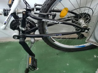 Bicicleta Montaña rueda 24" y 21cambios Freno disc