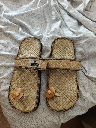 Sandalias Upanat tejidas Indonesia