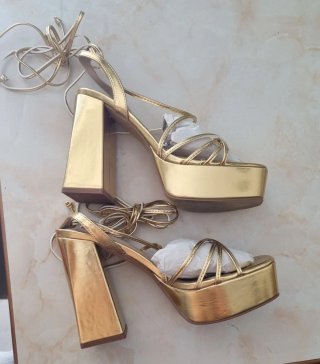Zapatos CORINA Oro Talla 39