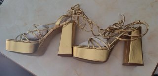 Zapatos CORINA Oro Talla 39