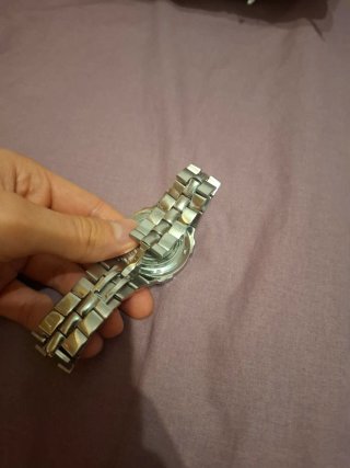 Reloj Viceroy de acero plateado resistente al agua