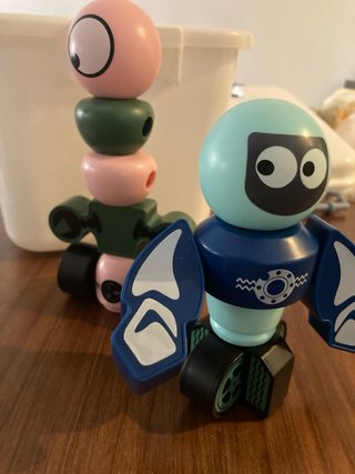 5 Robots Magnéticos Juguetes