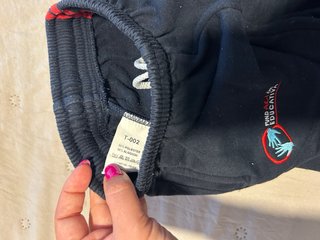 Pantalón de chándal negro Las Esclavas
