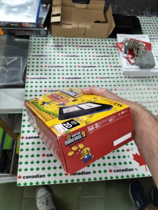 Nintendo 2DS Super Mario Bros. Special Edition