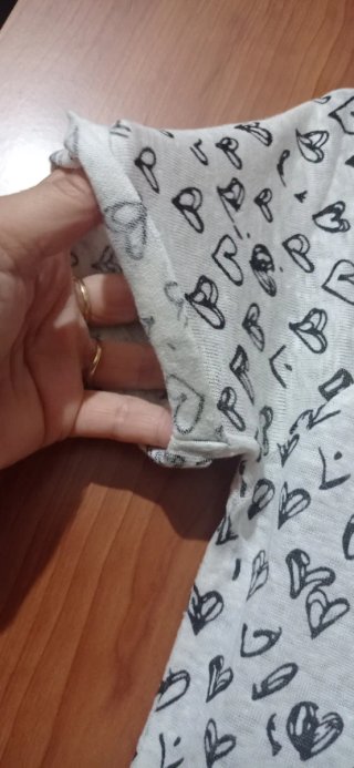 Camiseta Zara Corazones