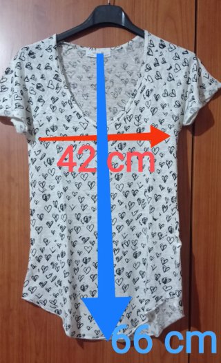 Camiseta Zara Corazones