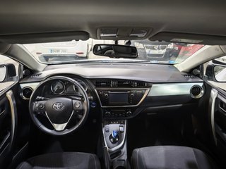 Toyota Auris Hybrid Active