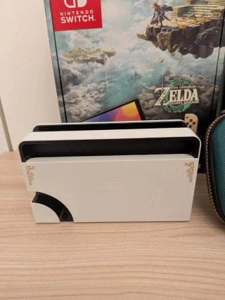 Nintendo Switch OLED Zelda ToTK +Mando Pro +Extras