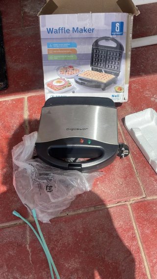 Gofrera Aigostar Nueva