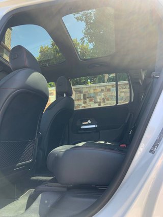 Mercedes-Benz GLB 200 D DCT AMG LINE