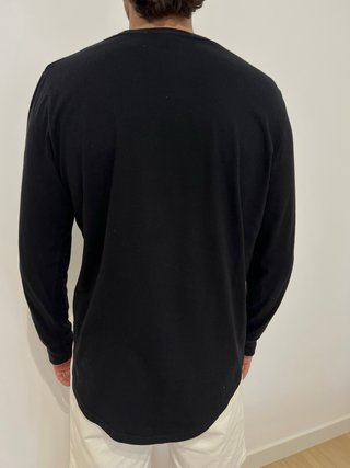 Camiseta Hollister Talla L Negra