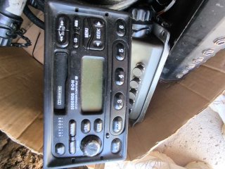 Doy  DVD,radiocasete,y el equalizador,x maleta 2€