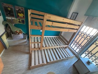 Litera de madera con cajonera. COMO NUEVA