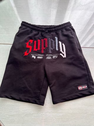 Conjunto Deportivo Supply & Demand Negro y Rojo