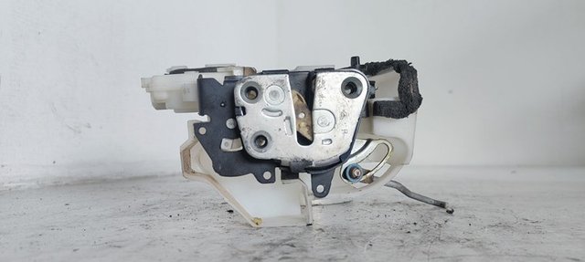 CERRADURA PUERTA TRASERA DERECHA MAZDA CX-7 (ER)