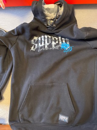 Sudadera Supply Demand Negra