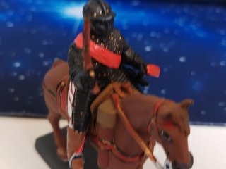 Soldatini di metallo a cavallo