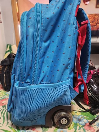 Mochila con ruedas azul escolar