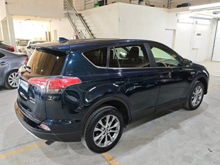 Toyota Rav4 2.5l hybrid 2WD Advance