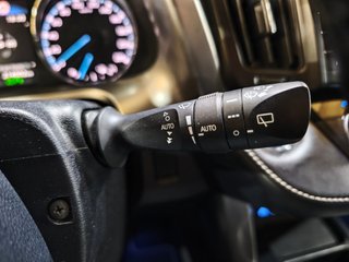 Toyota Rav4 2.5l hybrid 2WD Advance