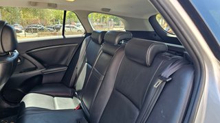 Toyota Avensis 2011