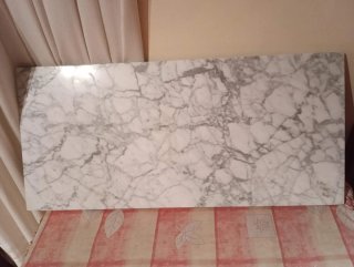 Mesa centro madera maciza y mármol