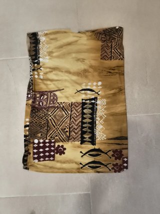 Tela africana con estampado tribal
