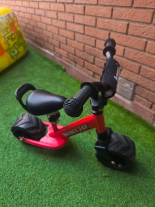 Bicicleta triciclo sin pedales infantil 2-4 años