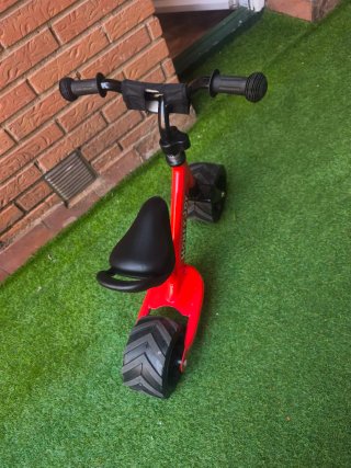 Bicicleta triciclo sin pedales infantil 2-4 años