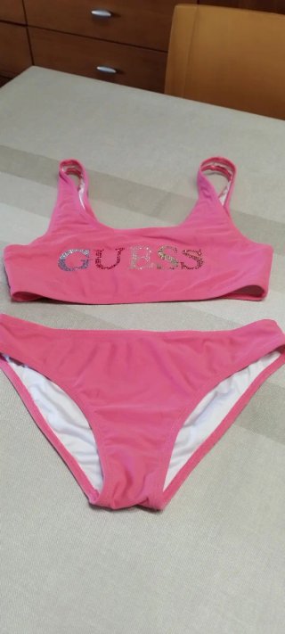 Bikini Guess Rosa Brillante. Talla 16