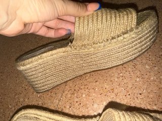 Sandalias cuña Pull&Bear beige