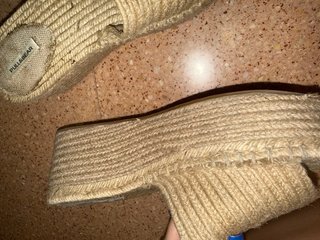 Sandalias cuña Pull&Bear beige