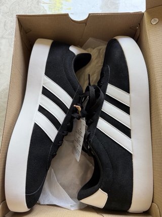 Zapatillas Adidas VL Court 3.0 Negras Blancas