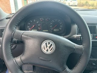 Volkswagen Golf 4 año 2003