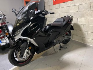 Kymco AK550 Premium 2024 6.000km