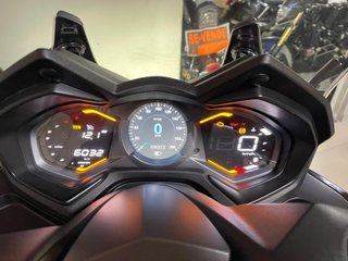 Kymco AK550 Premium 2024 6.000km