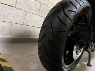 Kymco AK550 Premium 2024 6.000km