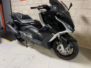 Kymco AK550 Premium 2024 6.000km