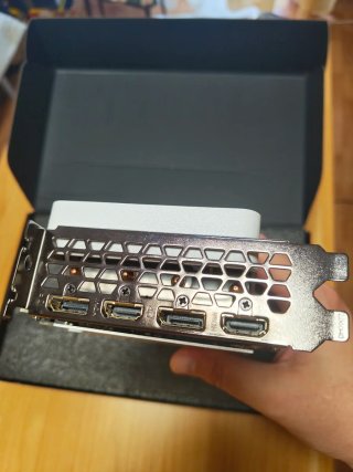 Gigabyte RTX 3070 Ti OC RGB