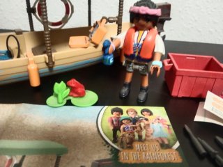 Playmobil Wiltopia 71010 Barco con Figuras