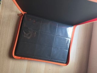 Carpeta Pokémon Lucario pintada a mano